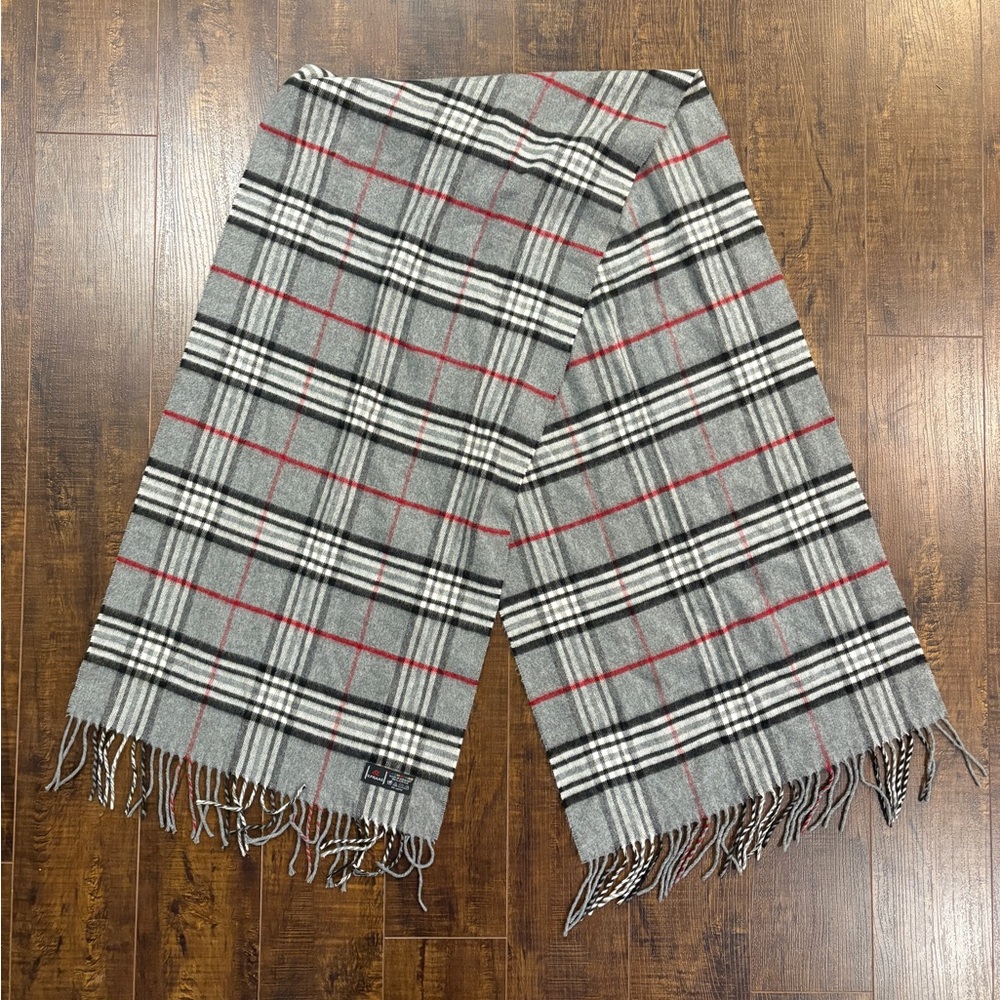 V. Fraas Cashmink Vintage Scarf Check Plaid Gray Black White Red
12" x 70"